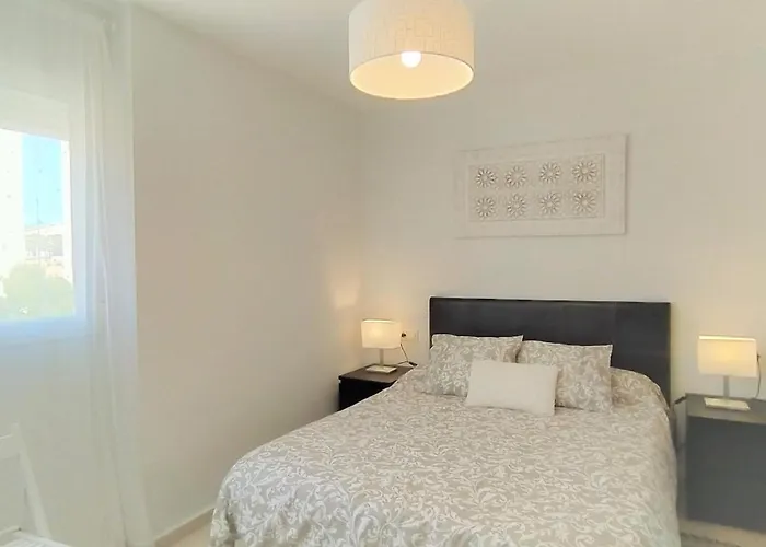 Torre San Marino - Vacance By Interhome * בנידורם